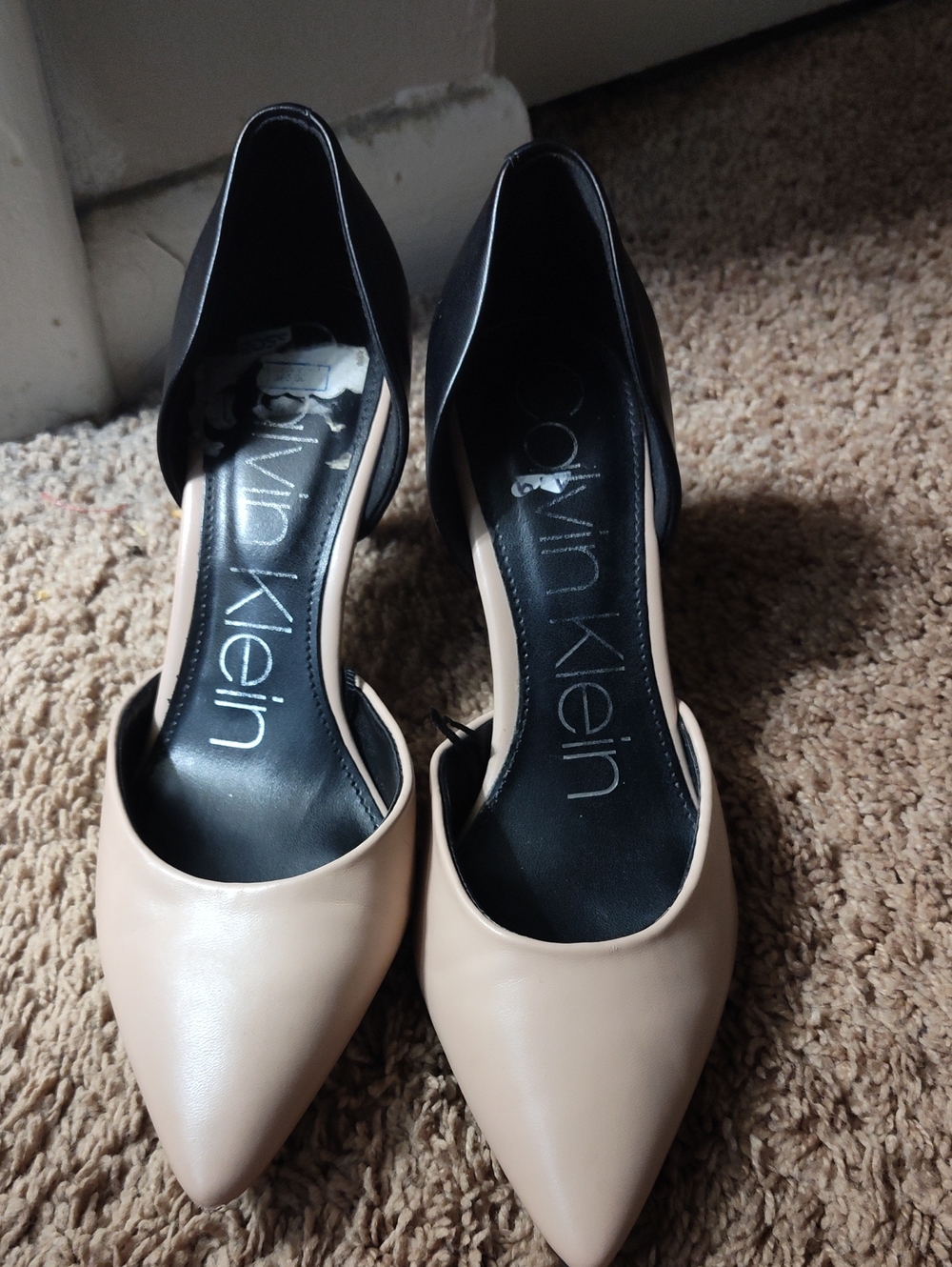 Calvin Klein Two-Tone Pointed  Pumps in Nude and Black Size 7M
